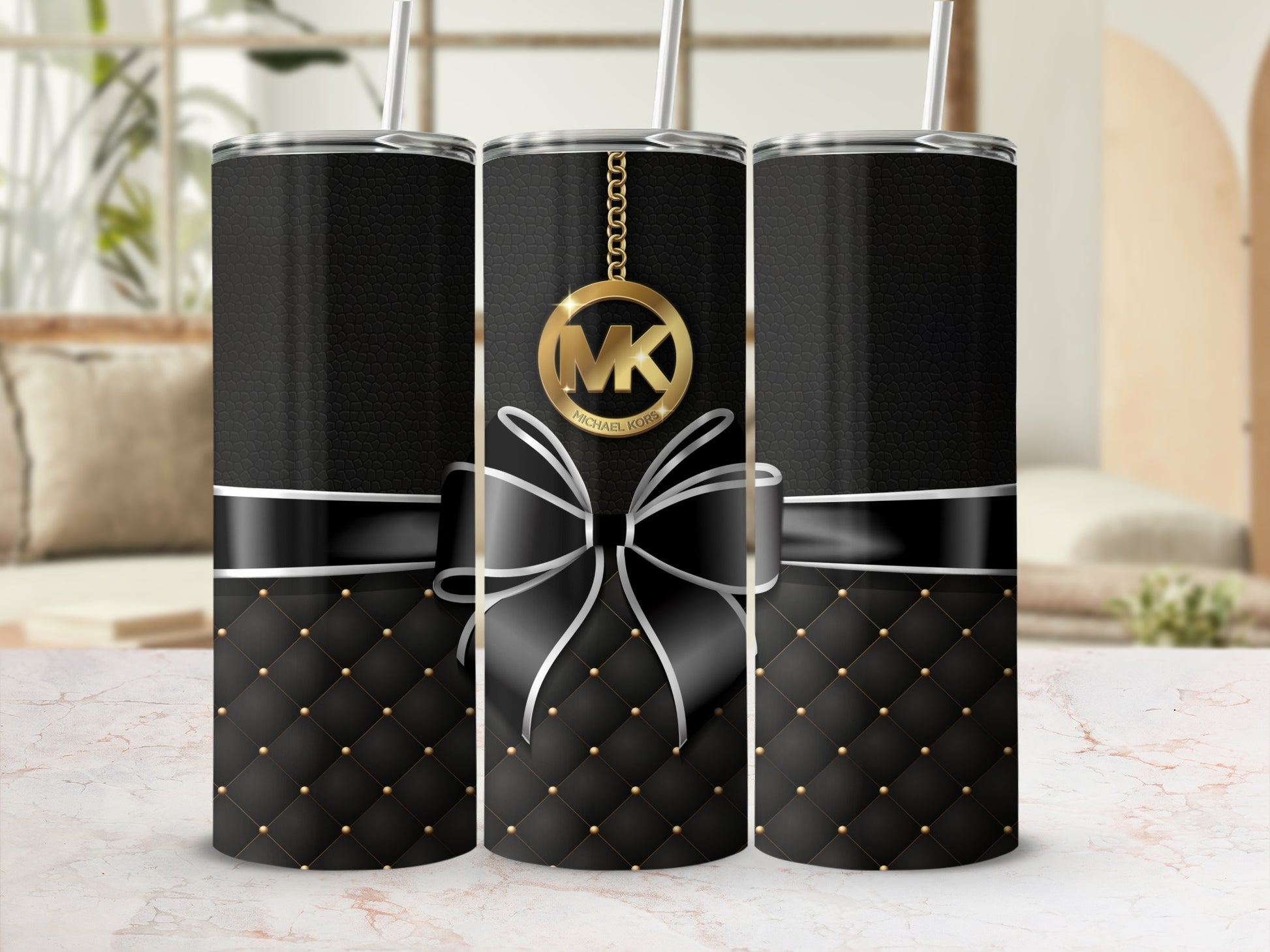 Elegant Black and Gold Bow Design Tumbler