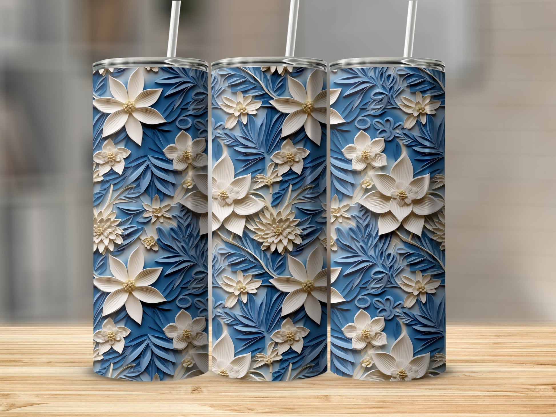 Elegant Blue and White Floral Design Tumbler