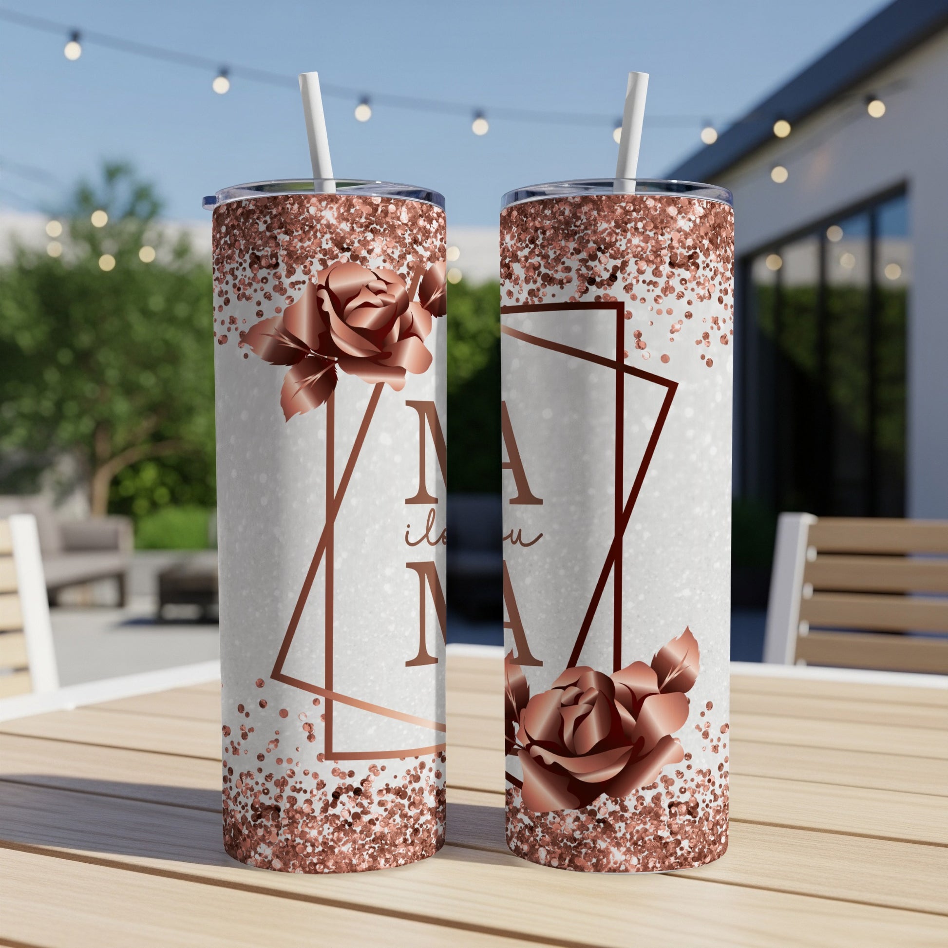 Two rose gold glitter tumblers with "Mama I love you" text.