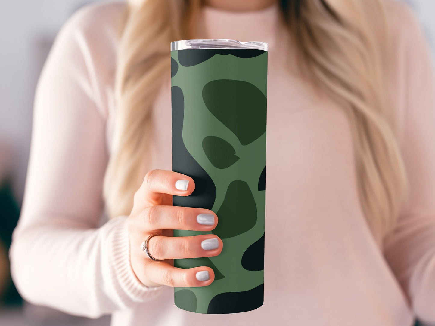 Stylish Green Camouflage Pattern Insulated Tumbler