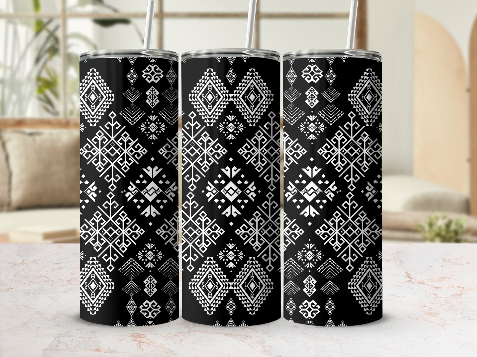 Black and White Geometric Pattern Tumbler Product