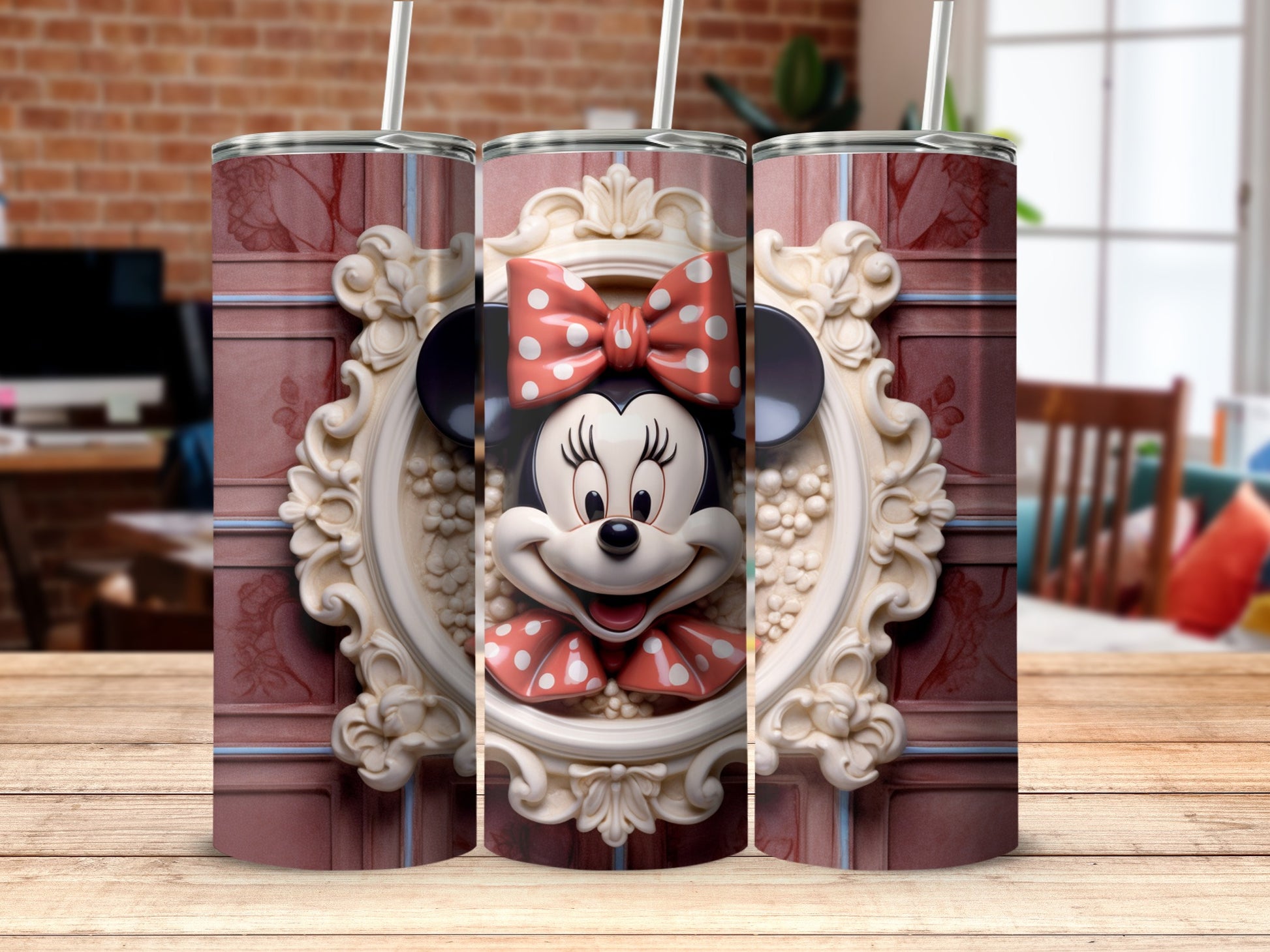 Minnie Mouse Patterned Tumbler with Decorative Frame Design