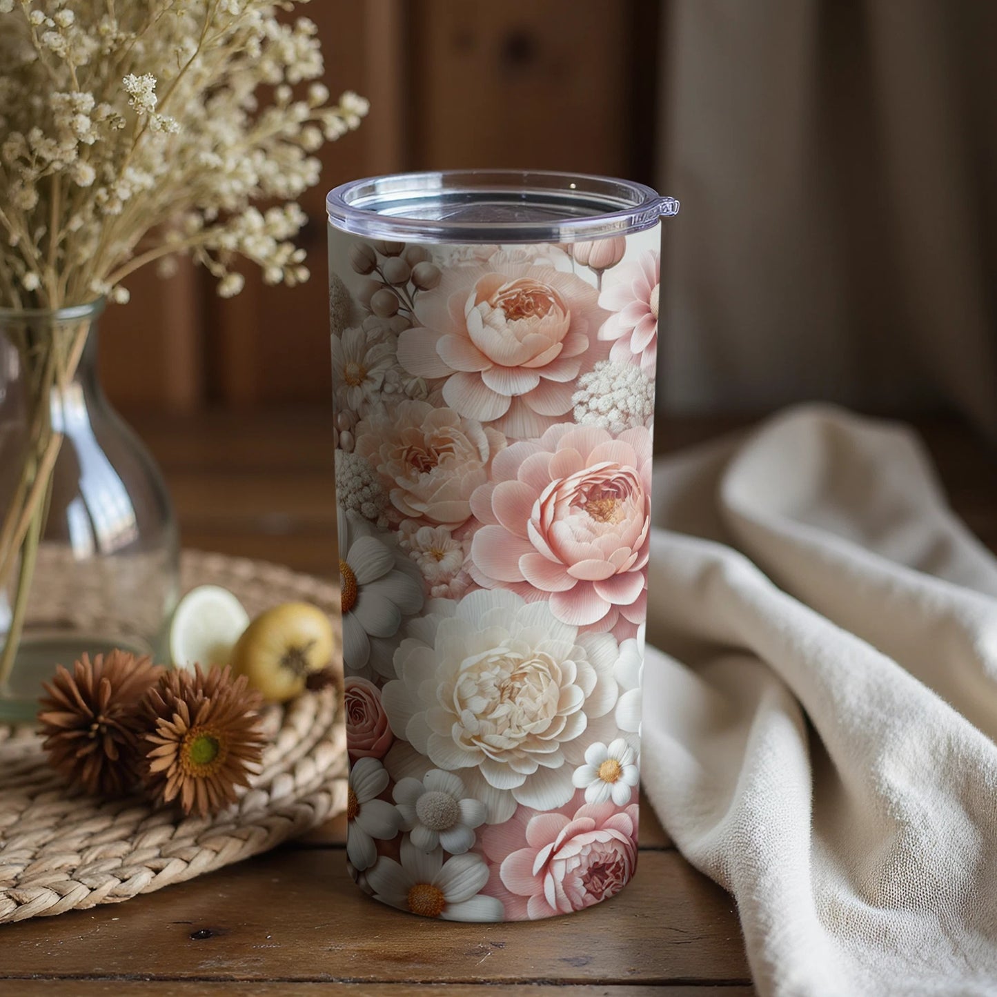Elegant Floral Design Travel Mug for Chic Everyday Use