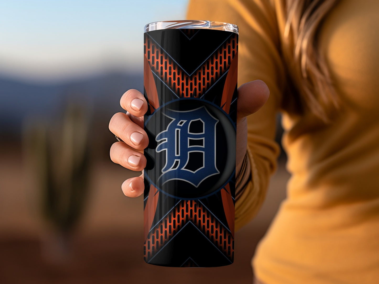 Detroit Tigers Team Insignia Artistic Design Tumblers