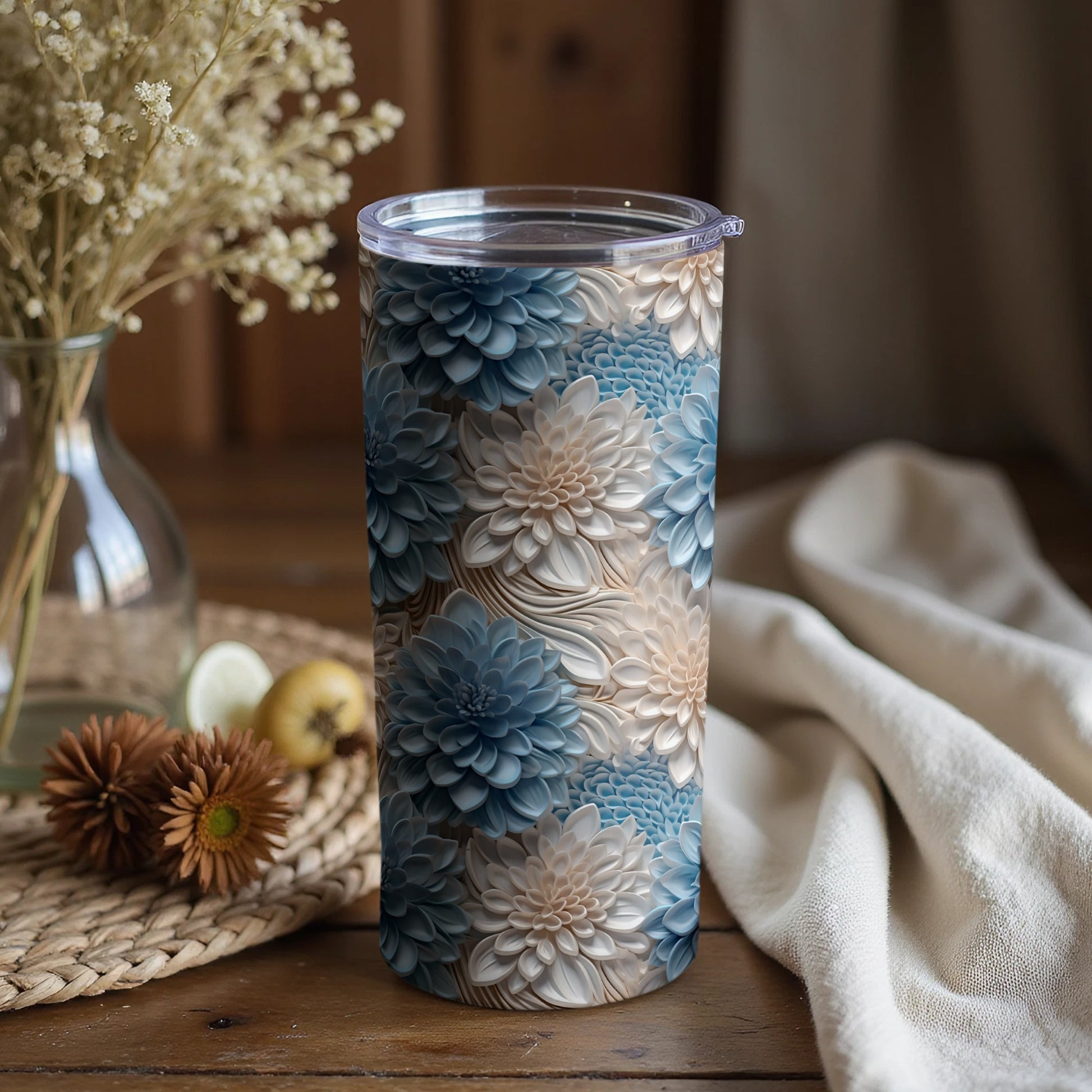 Elegant Blue and White Floral Design Tumbler