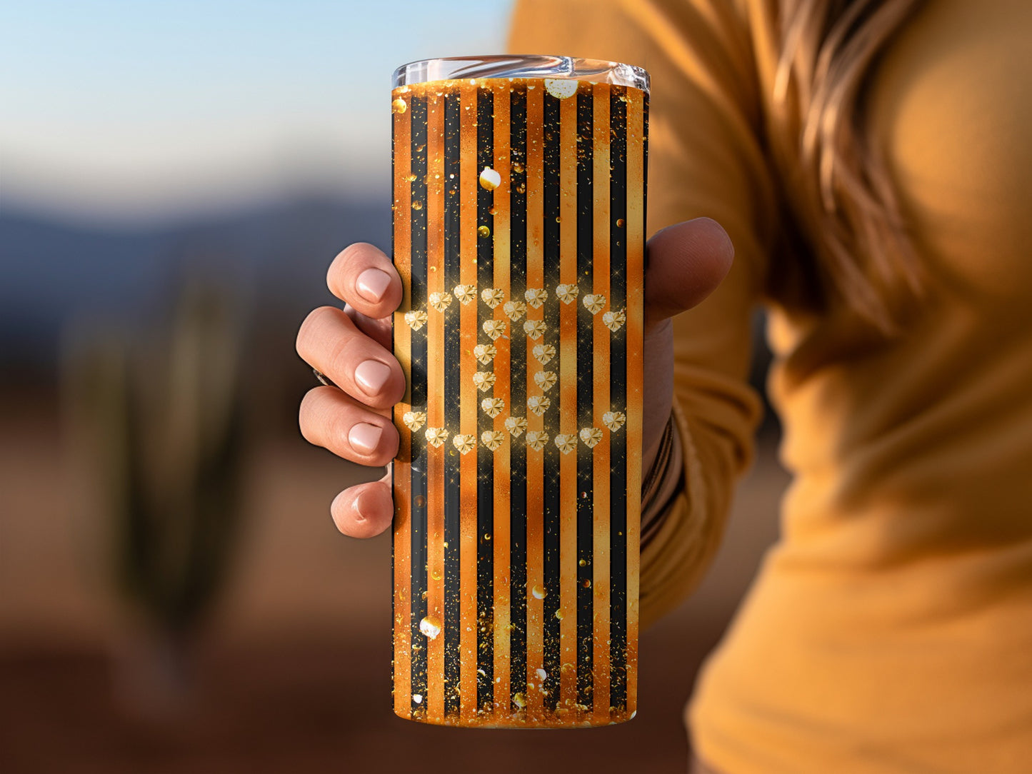 Sparkling Striped Tumbler with Diamond Pattern