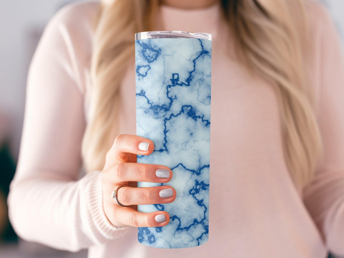 Pale Blue Veins Marbleized Pattern Design for Modern Tumblers