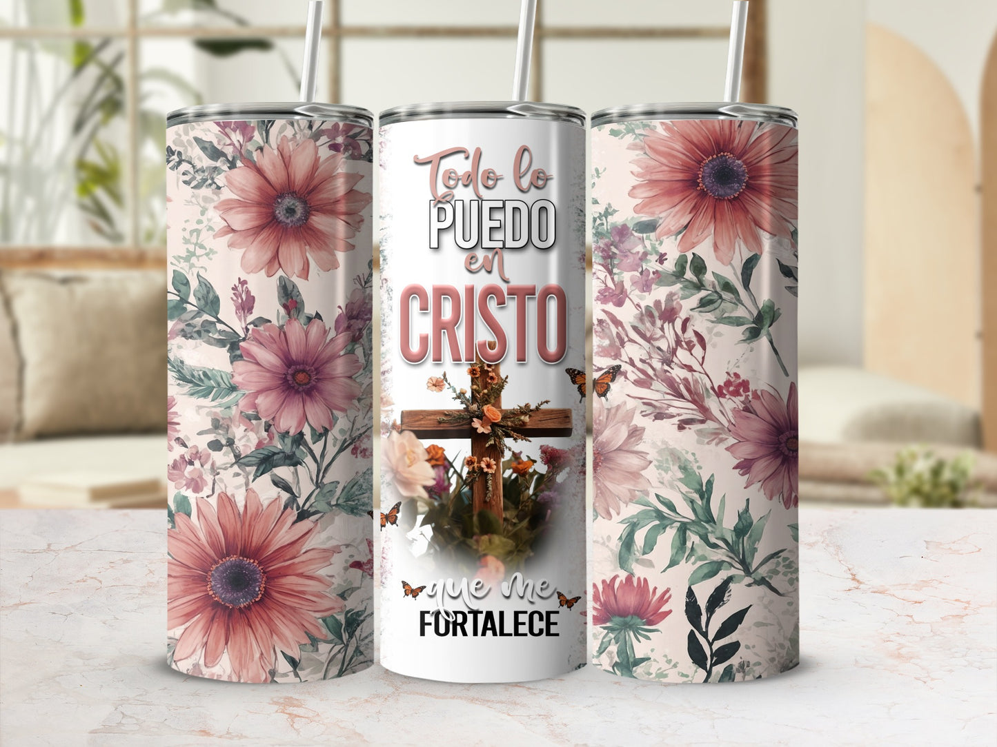 Tumbler with floral design and text "Todo lo puedo en Cristo que me fortalece".