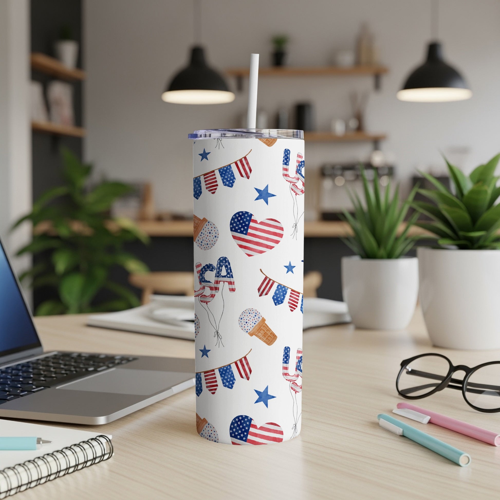 Tumbler with patriotic USA heart, ice cream cones, and flag banner pattern.