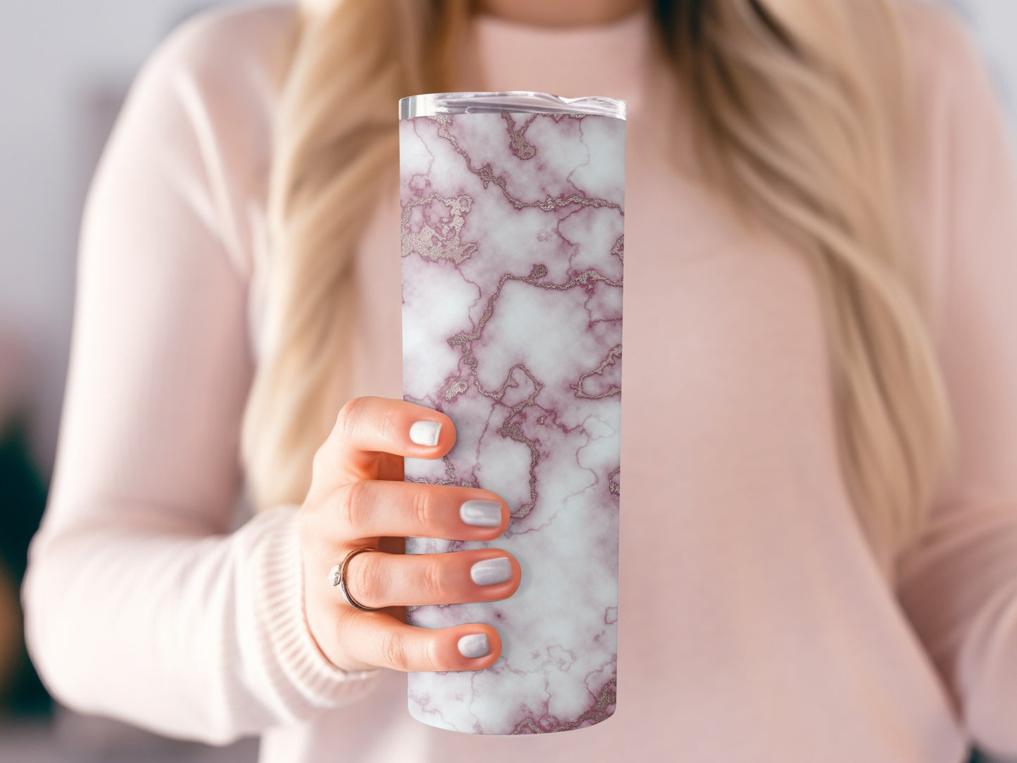 Faint Marble Texture with Gilded Veins Pattern Tumblers